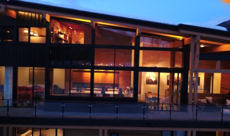 Reve Chalet | An 8-Acre Alpine Estate in the Heart of Revelstoke - Revelstoke, Canada