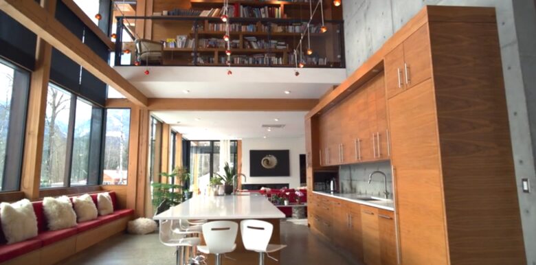 Reve Chalet | An 8-Acre Alpine Estate in the Heart of Revelstoke - Revelstoke, Canada