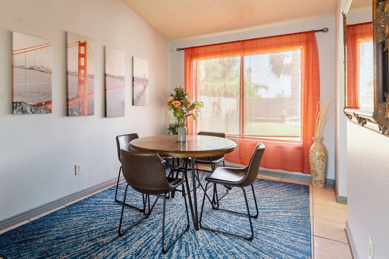 Sunlit Retreat Near South Mountain Trails - Phoenix, Arizona