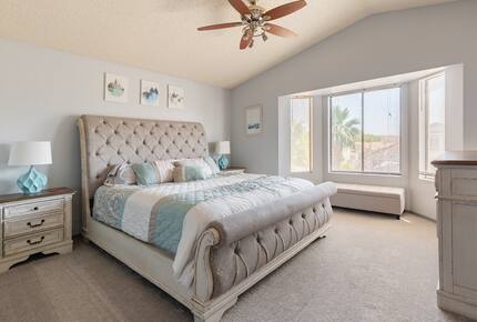 Sunlit Retreat Near South Mountain Trails - Phoenix, Arizona