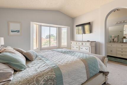 Sunlit Retreat Near South Mountain Trails - Phoenix, Arizona