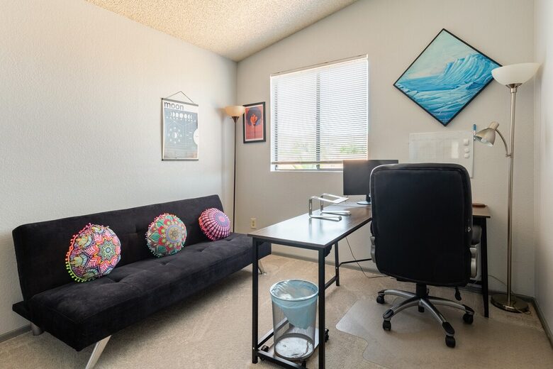 Sunlit Retreat Near South Mountain Trails - Phoenix, Arizona