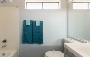 Sunlit Retreat Near South Mountain Trails - Phoenix, Arizona