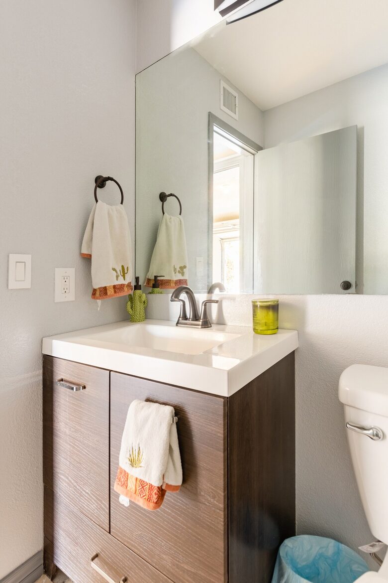 Sunlit Retreat Near South Mountain Trails - Phoenix, Arizona