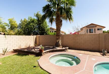 Sunlit Retreat Near South Mountain Trails - Phoenix, Arizona