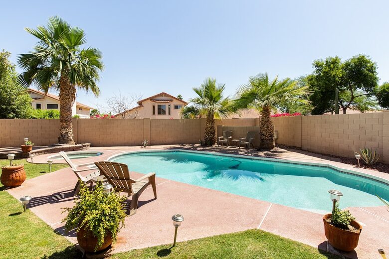 Sunlit Retreat Near South Mountain Trails - Phoenix, Arizona
