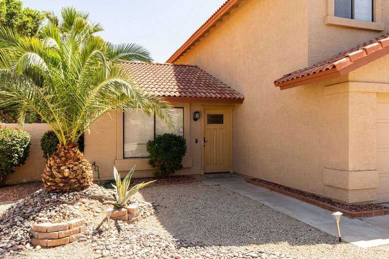 Sunlit Retreat Near South Mountain Trails - Phoenix, Arizona