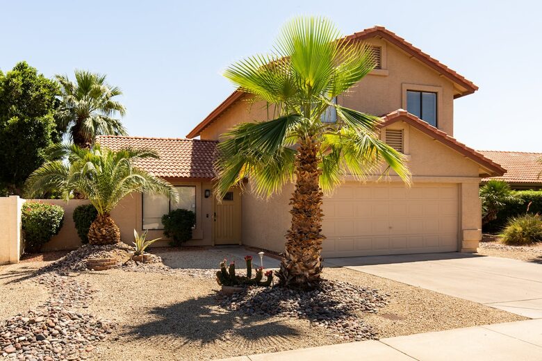 Sunlit Retreat Near South Mountain Trails - Phoenix, Arizona