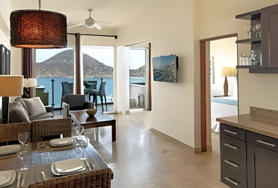 Bay View Executive Suite with Terrace Hot Tub at Corazón Cabo - Cabo San Lucas, Mexico