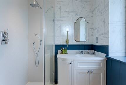 Oceanfront Elegance on the Wild Atlantic Way - Roundstone, Ireland