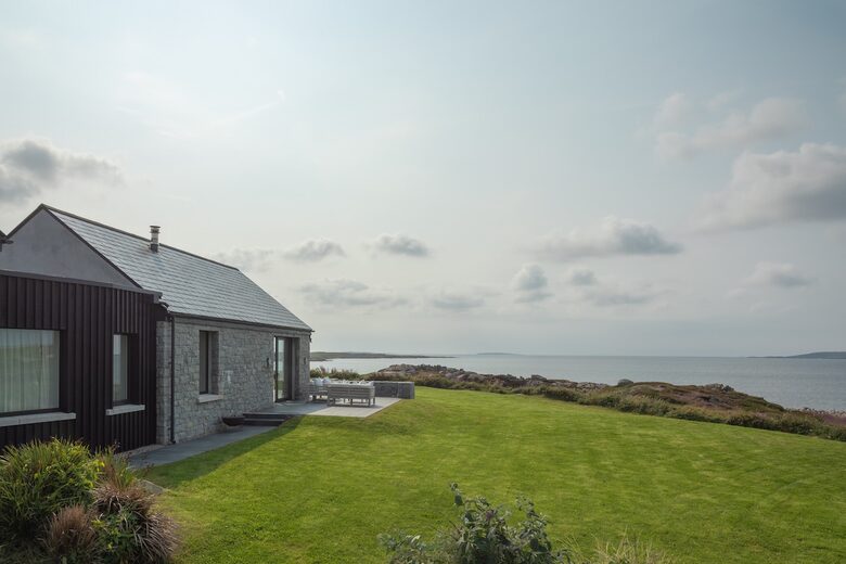 Oceanfront Elegance on the Wild Atlantic Way - Roundstone, Ireland