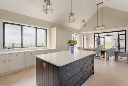 Oceanfront Elegance on the Wild Atlantic Way - Roundstone, Ireland