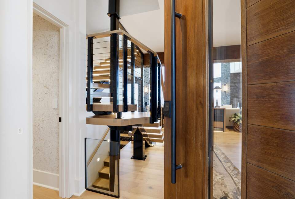 SkyHaüs at Lake Burton - Tiger, Georgia