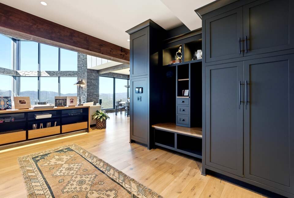 SkyHaüs at Lake Burton - Tiger, Georgia