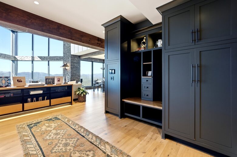 SkyHaüs at Lake Burton - Tiger, Georgia