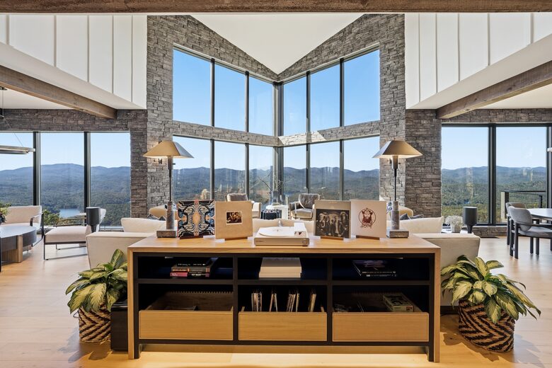 SkyHaüs at Lake Burton - Tiger, Georgia