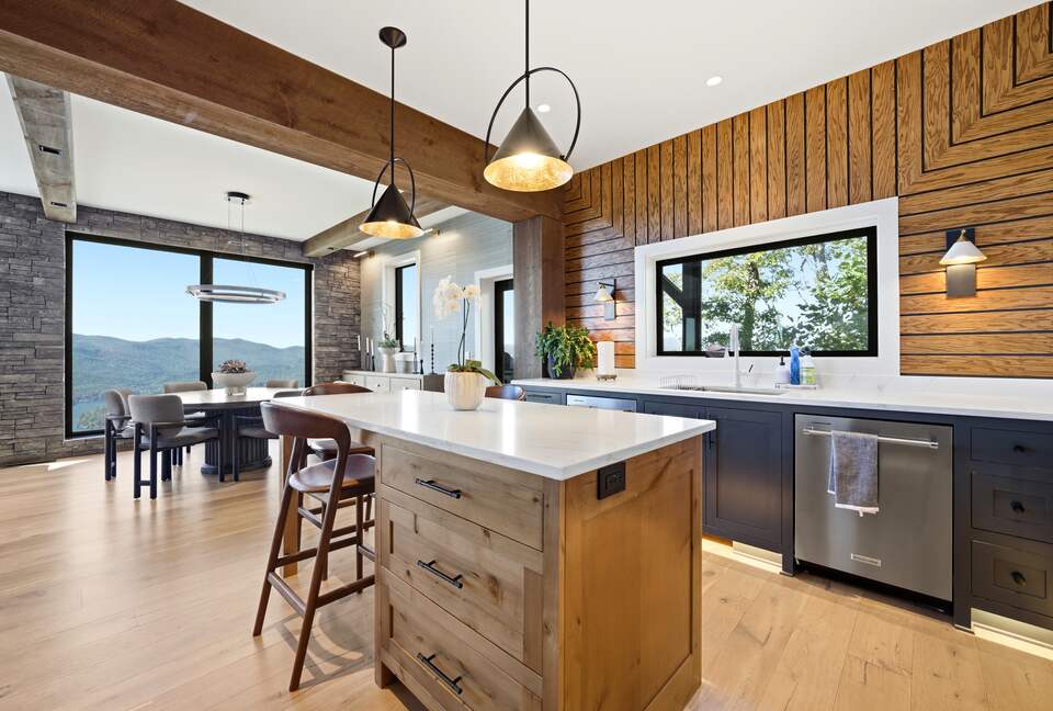 SkyHaüs at Lake Burton - Tiger, Georgia