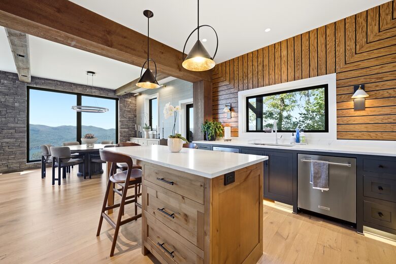 SkyHaüs at Lake Burton - Tiger, Georgia