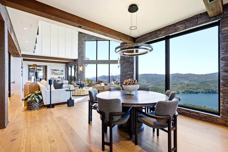 SkyHaüs at Lake Burton - Tiger, Georgia