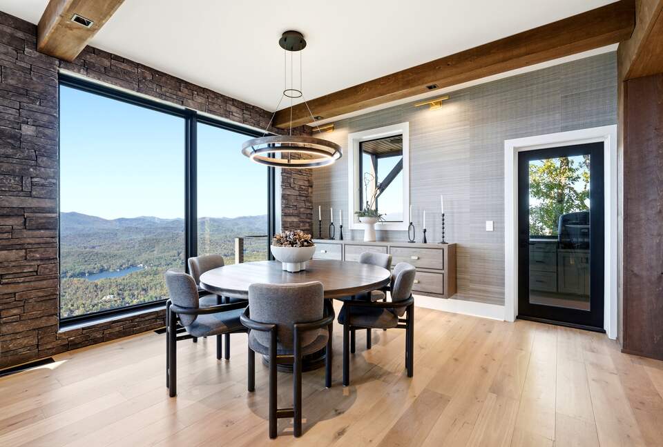 SkyHaüs at Lake Burton - Tiger, Georgia