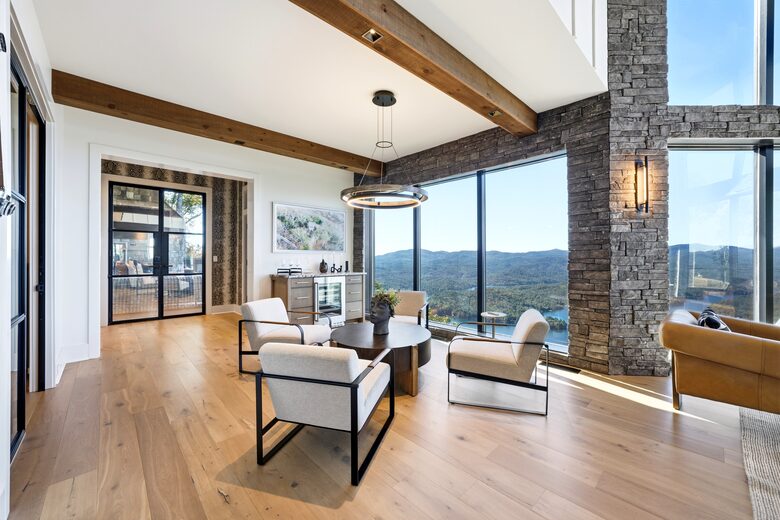 SkyHaüs at Lake Burton - Tiger, Georgia