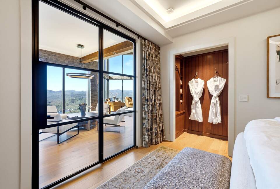 SkyHaüs at Lake Burton - Tiger, Georgia