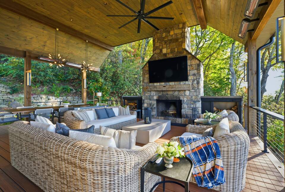 SkyHaüs at Lake Burton - Tiger, Georgia