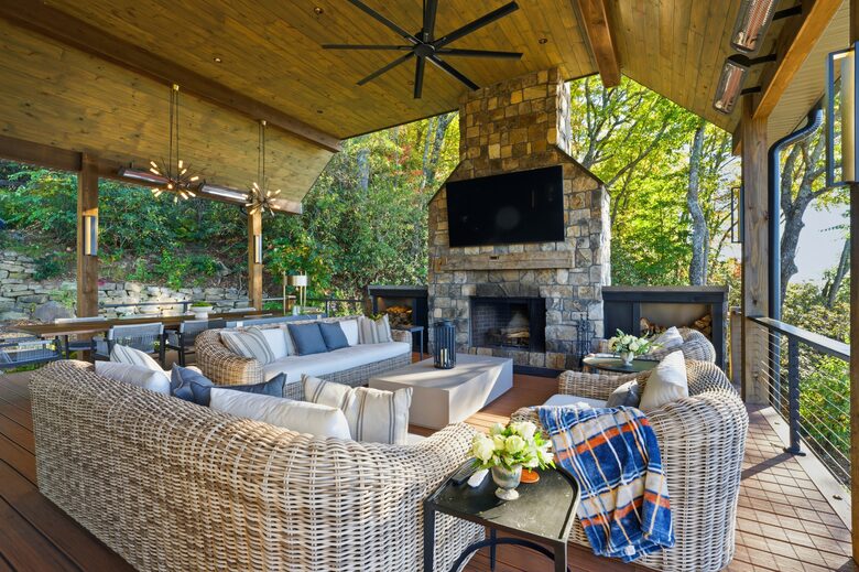 SkyHaüs at Lake Burton - Tiger, Georgia