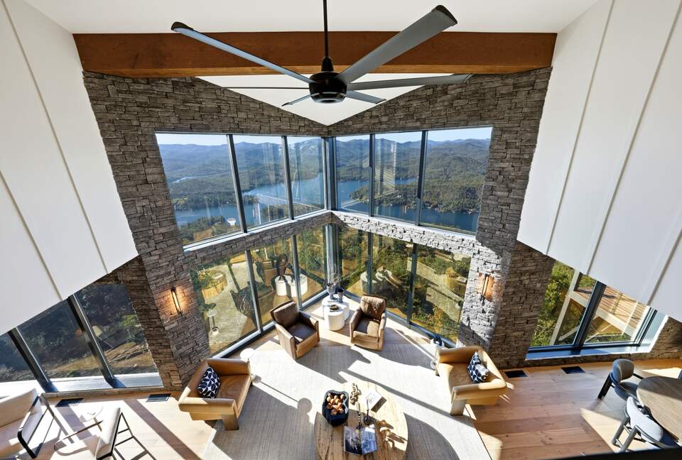 SkyHaüs at Lake Burton - Tiger, Georgia