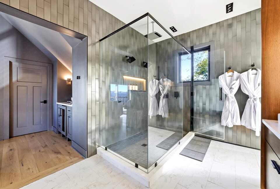 SkyHaüs at Lake Burton - Tiger, Georgia