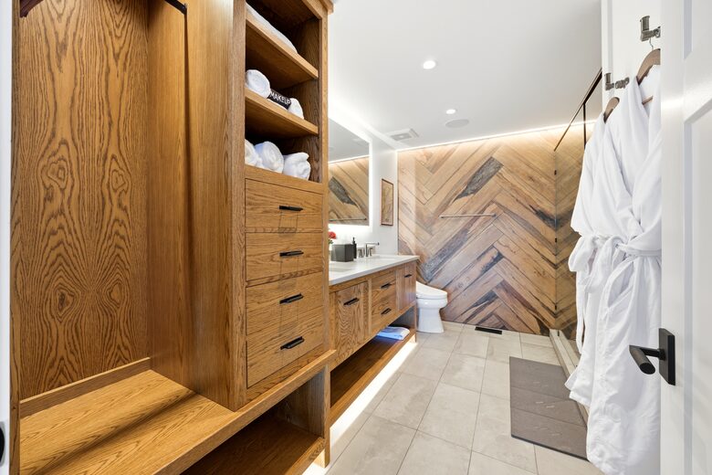 SkyHaüs at Lake Burton - Tiger, Georgia