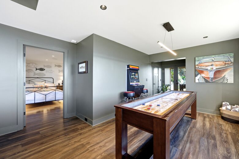 SkyHaüs at Lake Burton - Tiger, Georgia