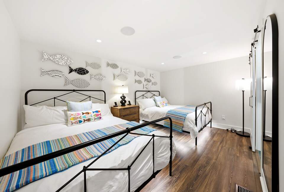 SkyHaüs at Lake Burton - Tiger, Georgia