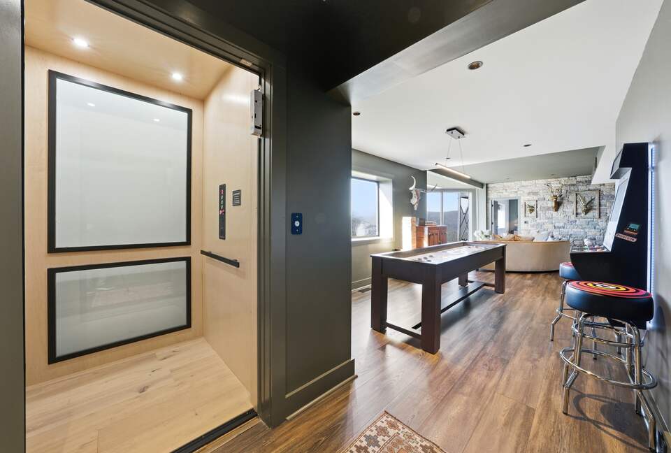 SkyHaüs at Lake Burton - Tiger, Georgia