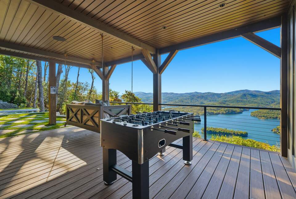 SkyHaüs at Lake Burton - Tiger, Georgia