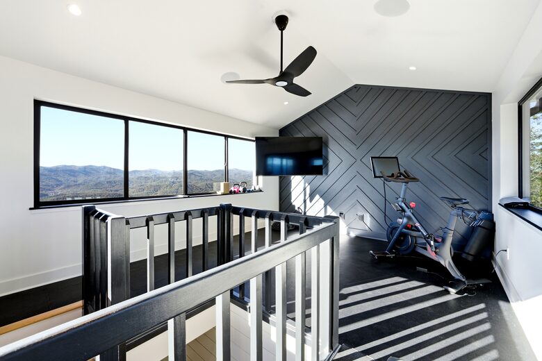 SkyHaüs at Lake Burton - Tiger, Georgia