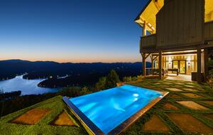 SkyHaüs at Lake Burton - Tiger, Georgia