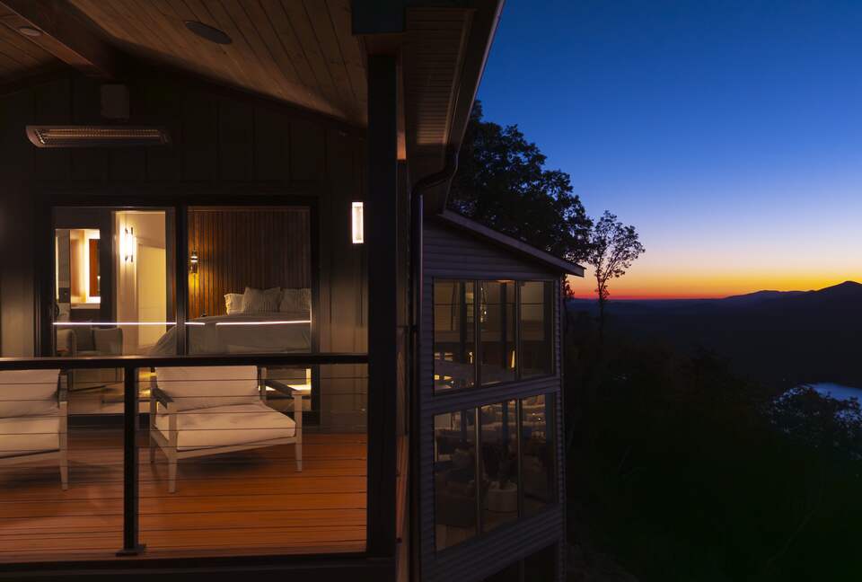 SkyHaüs at Lake Burton - Tiger, Georgia