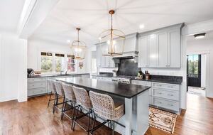 Luxury Lake House Near Clemson - Six Mile, South Carolina