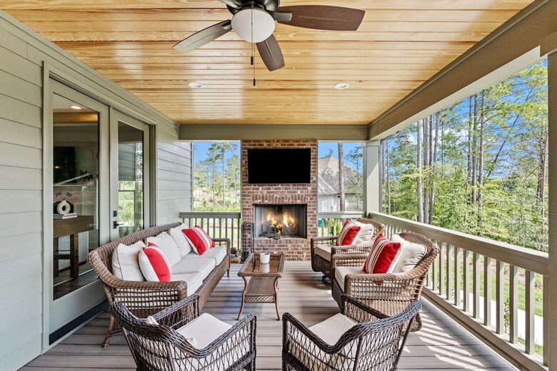 Luxury Lake House Near Clemson - Six Mile, South Carolina