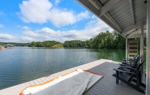 Luxury Lake House Near Clemson - Six Mile, South Carolina