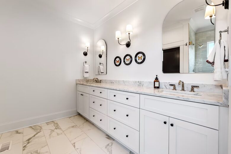 Luxury Lake House Near Clemson - Six Mile, South Carolina