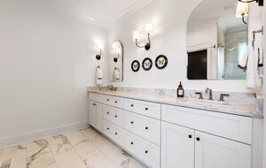 Luxury Lake House Near Clemson - Six Mile, South Carolina