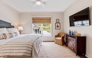 Luxury Lake House Near Clemson - Six Mile, South Carolina