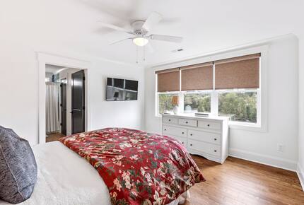 Luxury Lake House Near Clemson - Six Mile, South Carolina