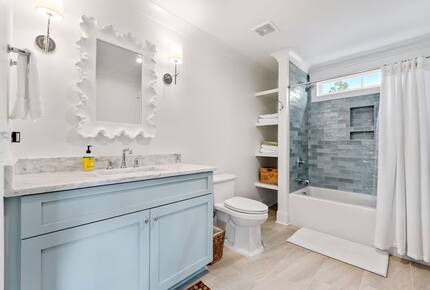 Luxury Lake House Near Clemson - Six Mile, South Carolina