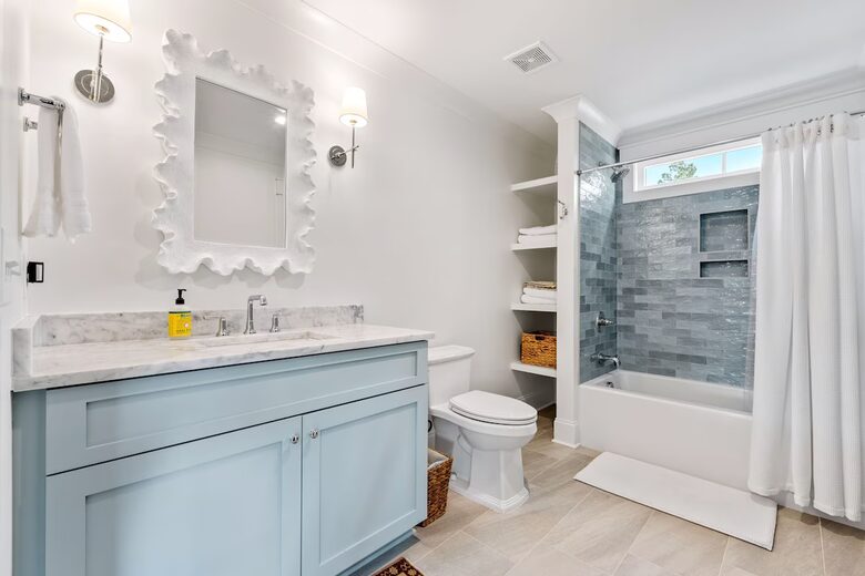 Luxury Lake House Near Clemson - Six Mile, South Carolina