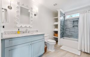 Luxury Lake House Near Clemson - Six Mile, South Carolina