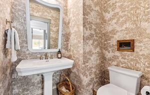 Luxury Lake House Near Clemson - Six Mile, South Carolina