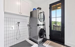 Luxury Lake House Near Clemson - Six Mile, South Carolina